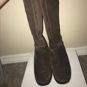 Chocolate Ugg Boots